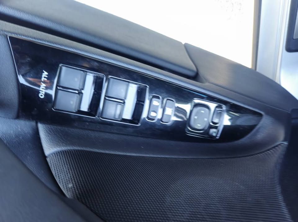 2013 Lexus is 250 x luxury auto 15.jpg